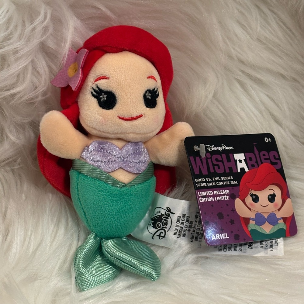 Disney Store D23 Expo 2024 Fan Event Good vs Evil Completer Ariel Wishables